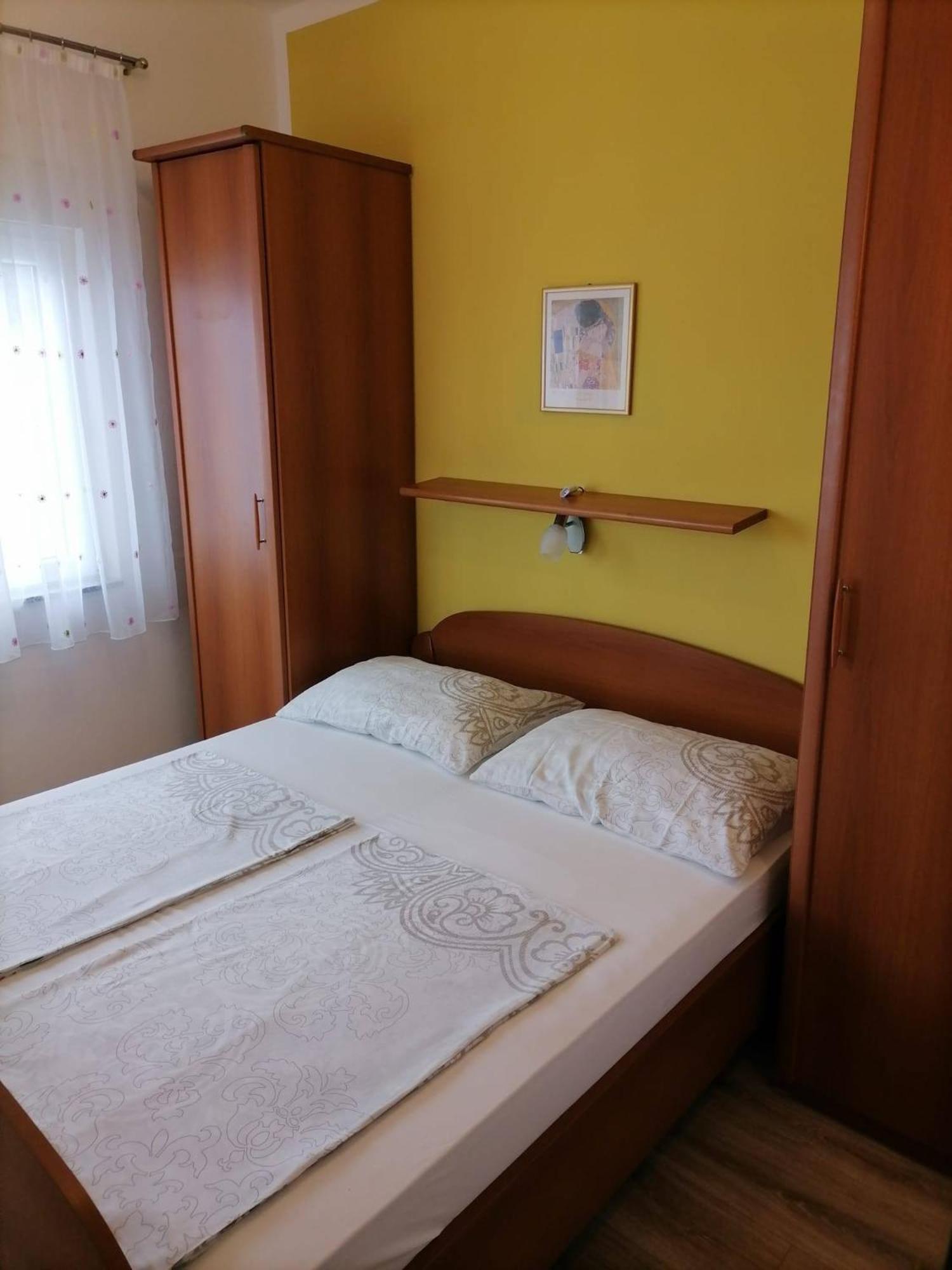 Apartments By The Sea Supetarska Draga - Donja, Rab - 11769 Exterior photo