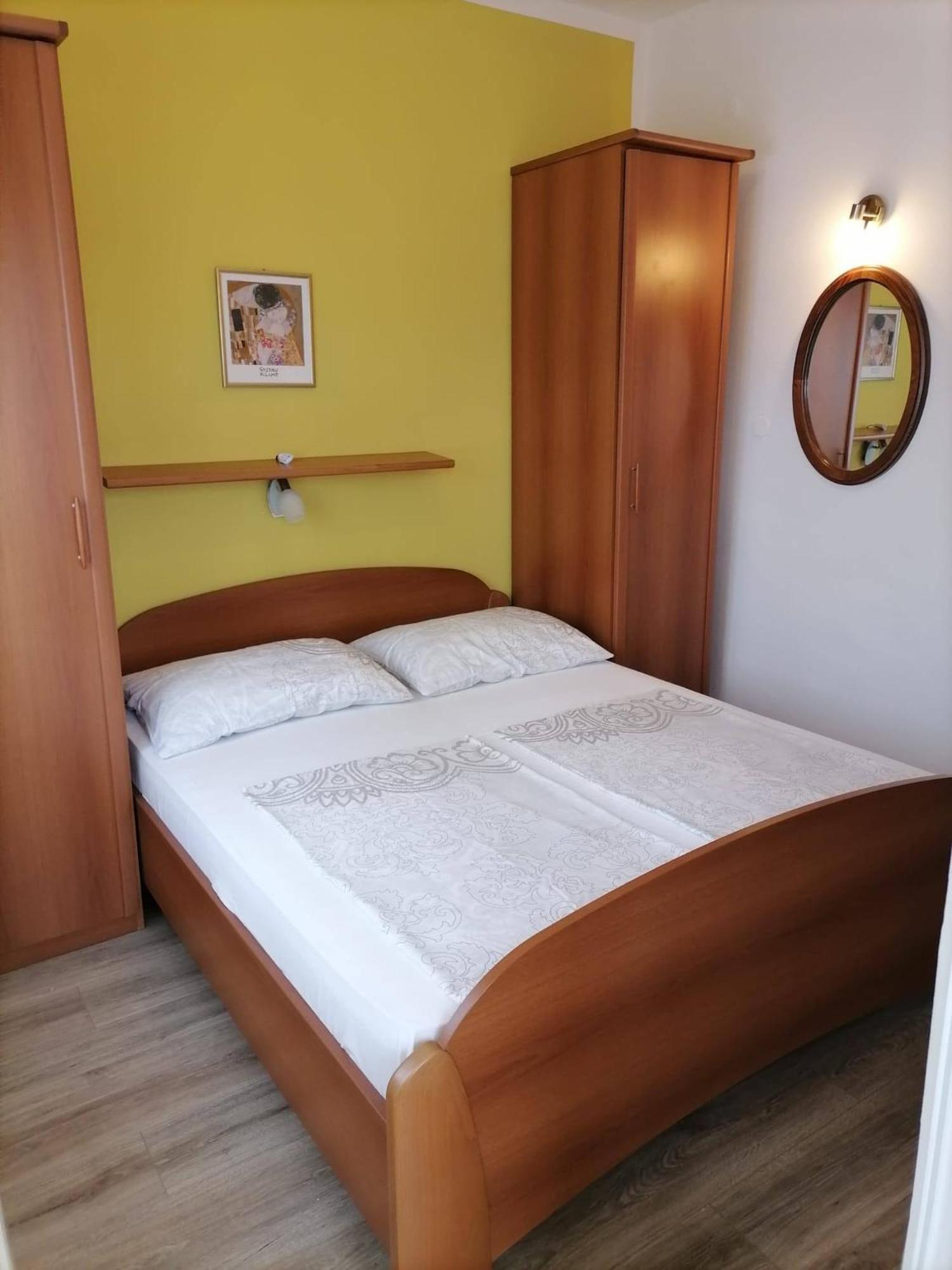 Apartments By The Sea Supetarska Draga - Donja, Rab - 11769 Room photo